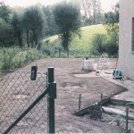 Mise en place d'une clôture et d'un chemin d'accès. Nivellement.